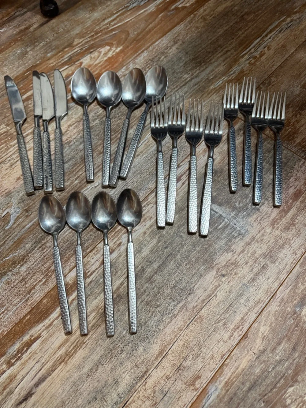 Hammered Stainless Steel Flatware Set